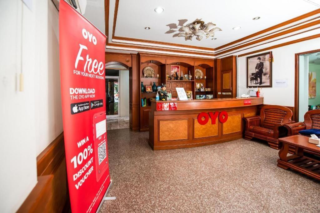 Oyo 343 Wanna Marine Hotel Patong Bagian luar foto