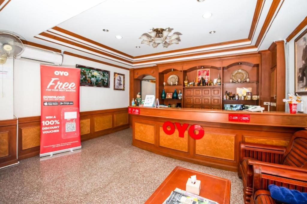 Oyo 343 Wanna Marine Hotel Patong Bagian luar foto