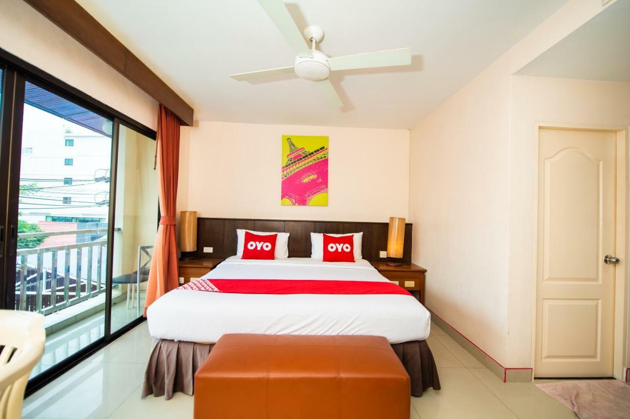 Oyo 343 Wanna Marine Hotel Patong Bagian luar foto